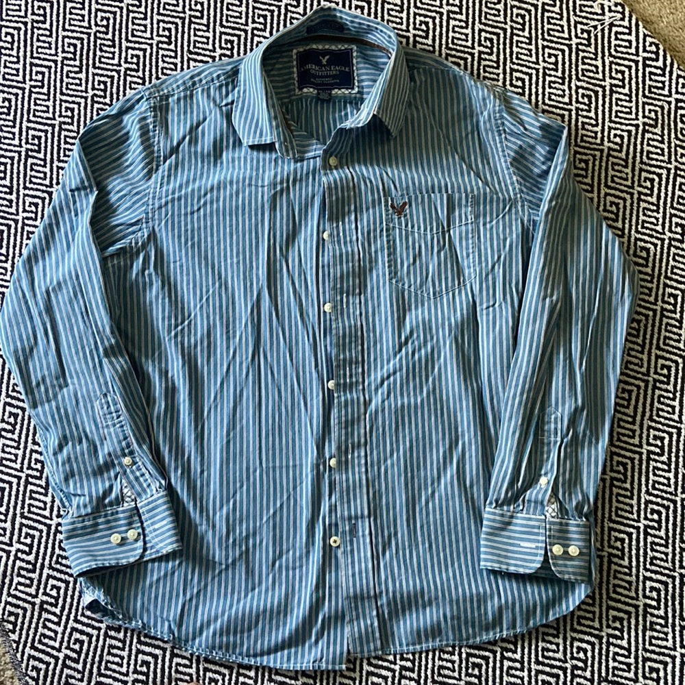 American Eagle button down long sleeved polo